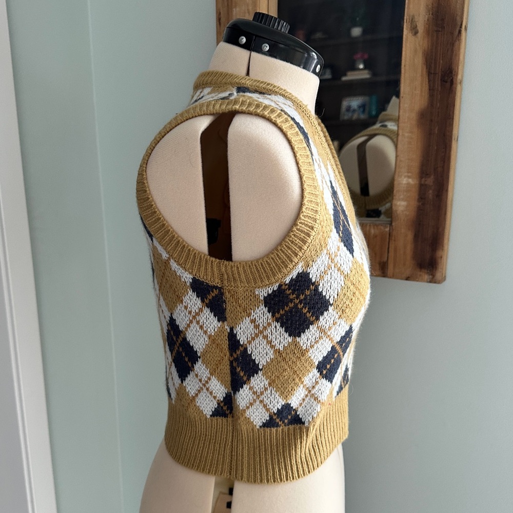 Dickies Crop Sweater Vest New With Tag - Picture 2 of 7